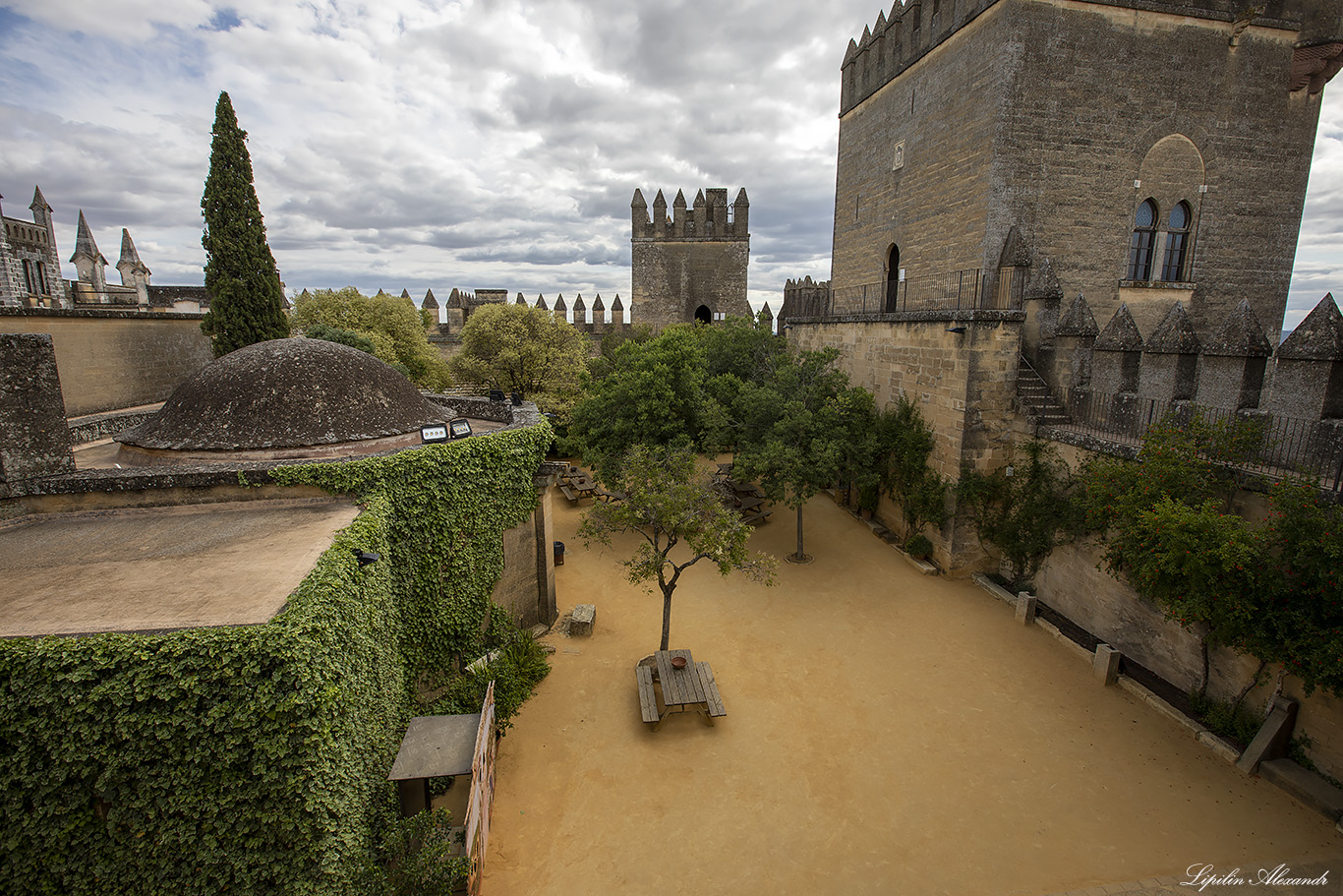 Замок Альмодовар - (Castle of Almodovar del Rio) - Испания (Spain)