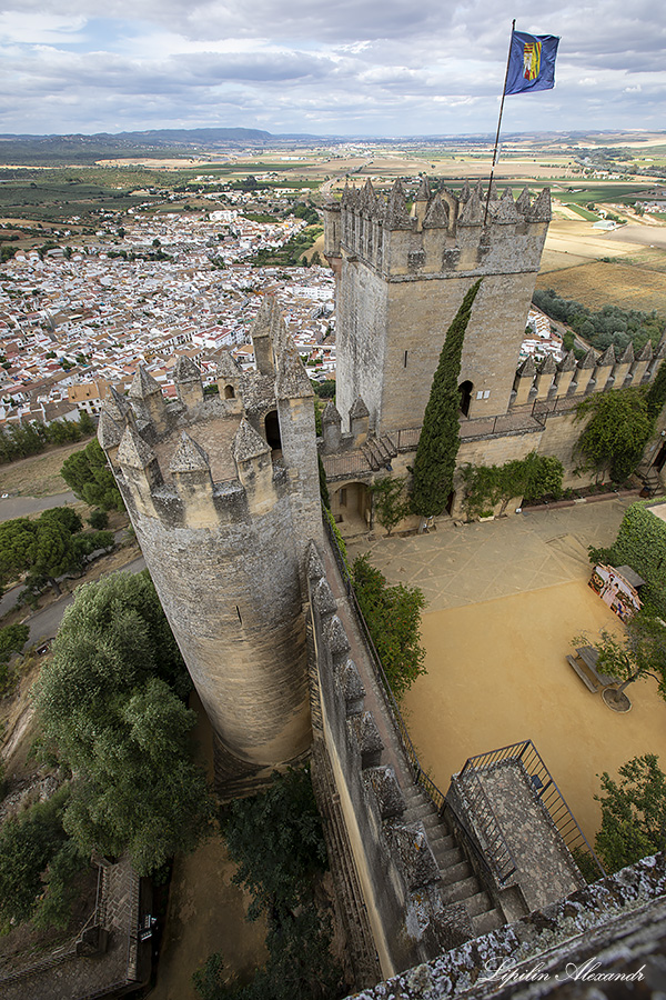Замок Альмодовар - (Castle of Almodovar del Rio) - Испания (Spain)