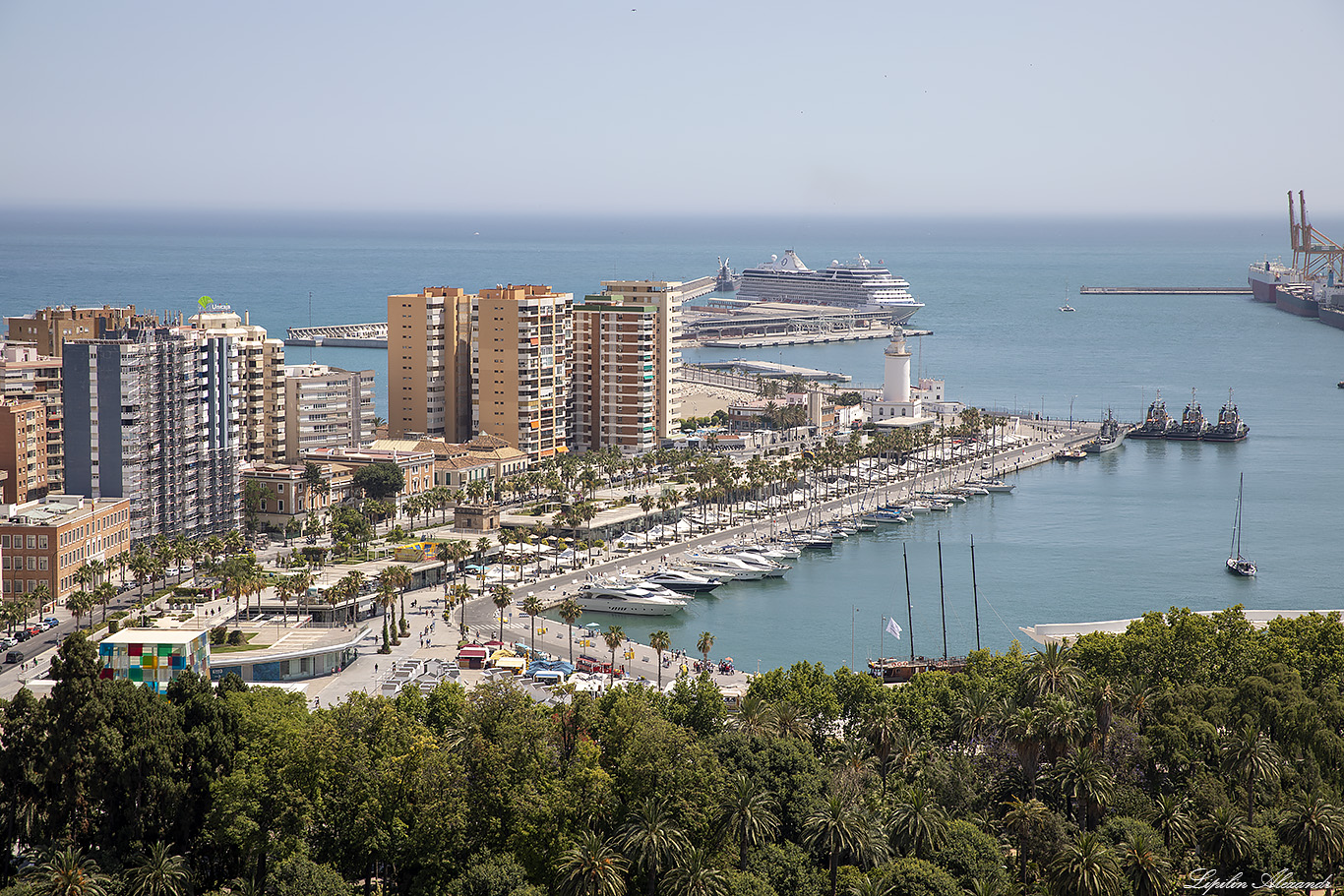 Малага (Málaga) - Испания (Spain) Большой круизный порт