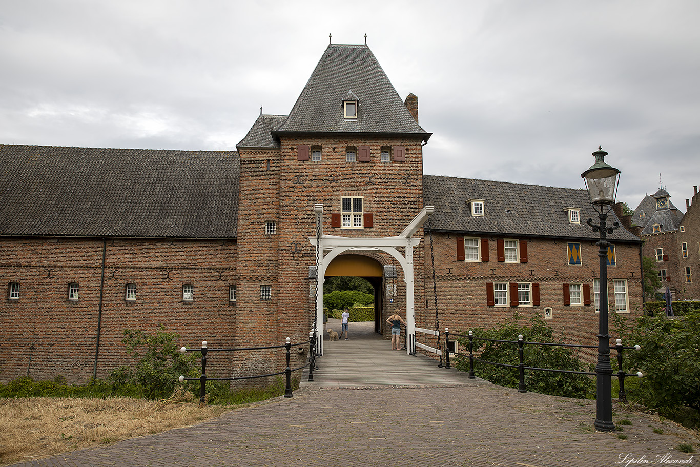 Замок Дорверт - Castle Doorwerth  - Дорверт (Doorwerth) - Нидерланды (Nederland)