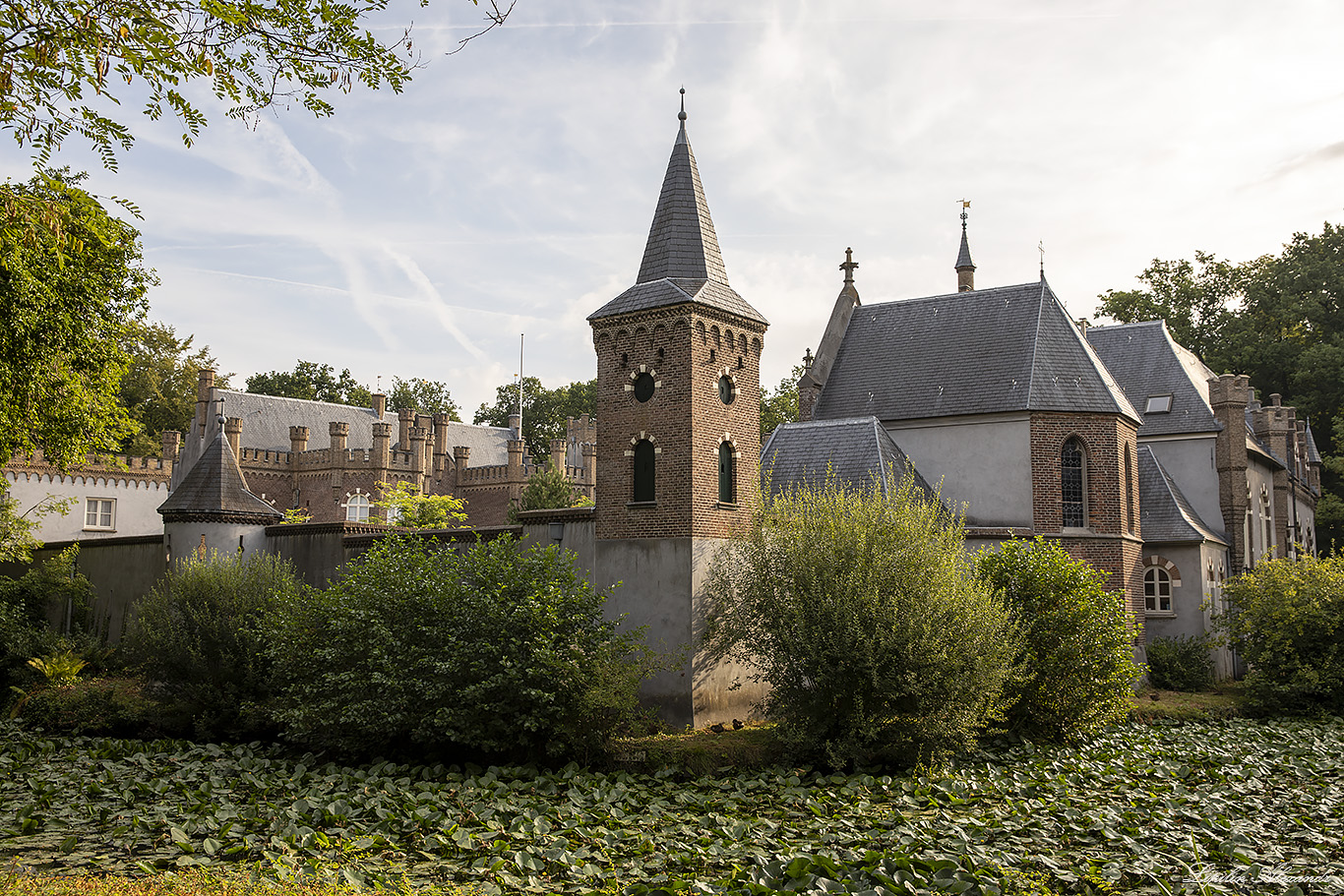 Замок Стапелен Kasteel Stapelen - Нидерланды (Nederland)