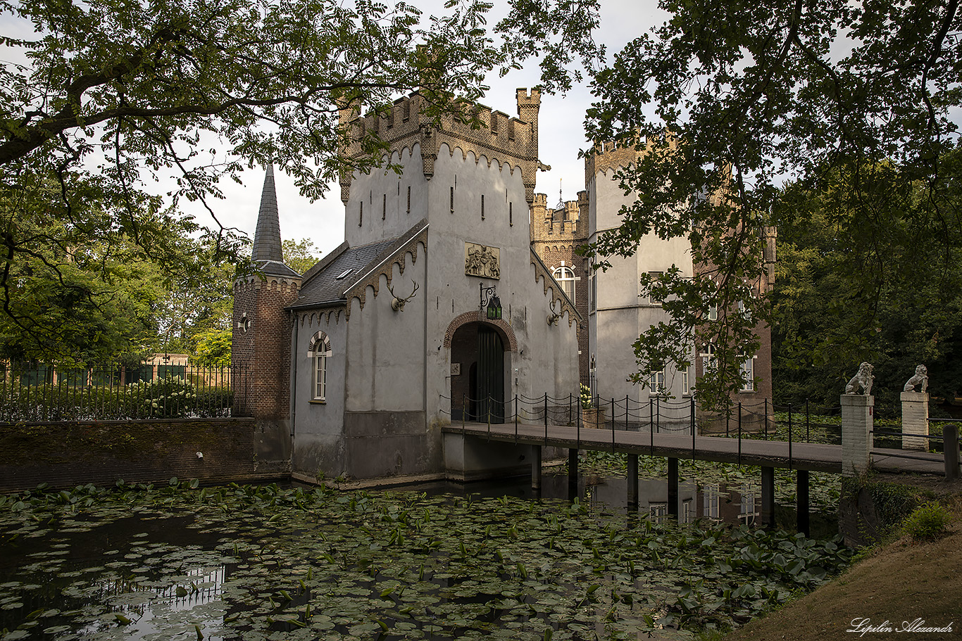 Замок Стапелен Kasteel Stapelen - Нидерланды (Nederland)