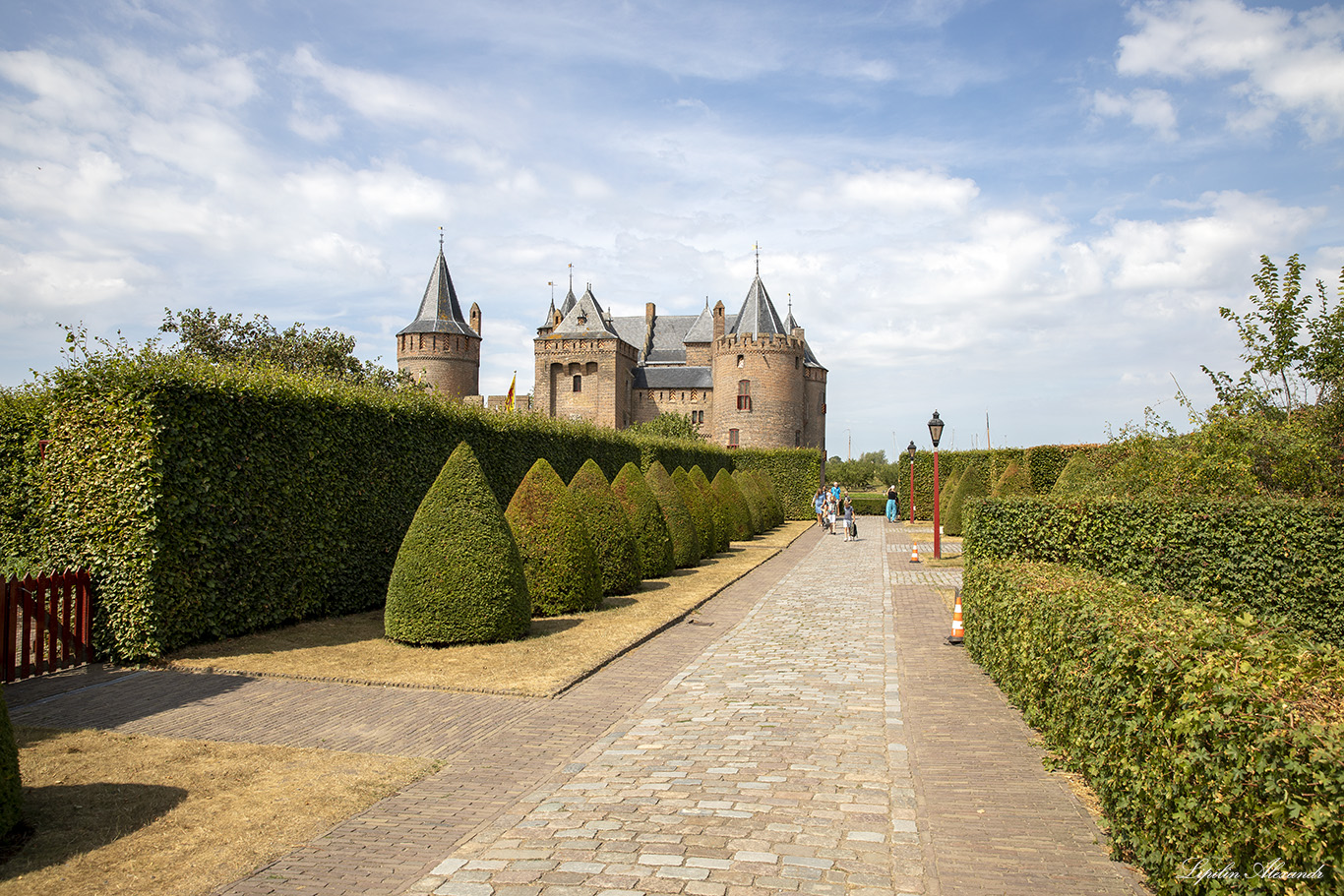 Замок Мёйдерслот (Kasteel Muiderslot) Мёйден (Muiden) - Нидерланды (Nederland)