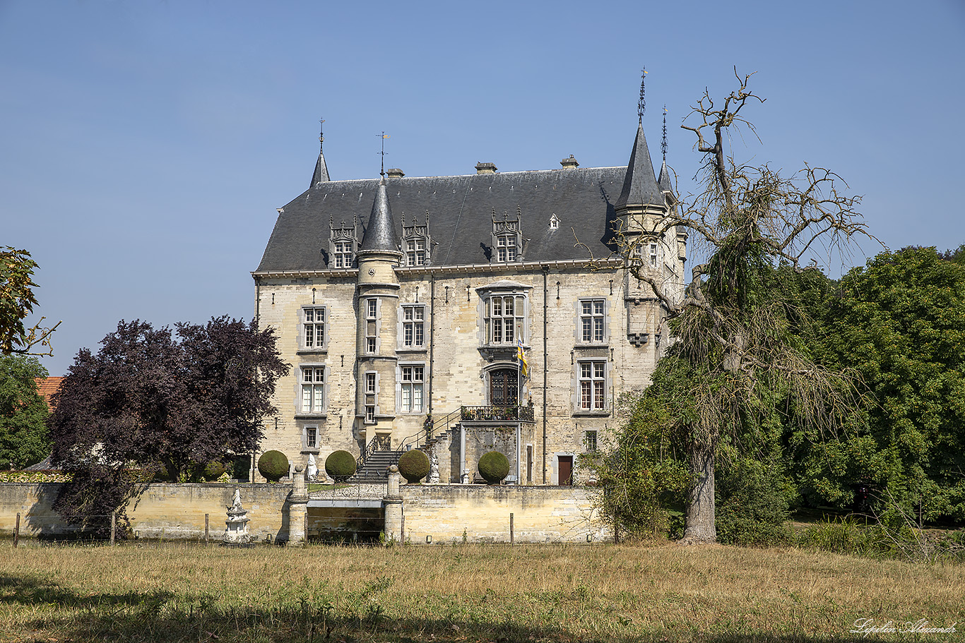 Замок Щалоен (Kasteel Schaloen) - Оуд Валкенбург (Oud-Valkenburg) - Нидерланды (Nederland)