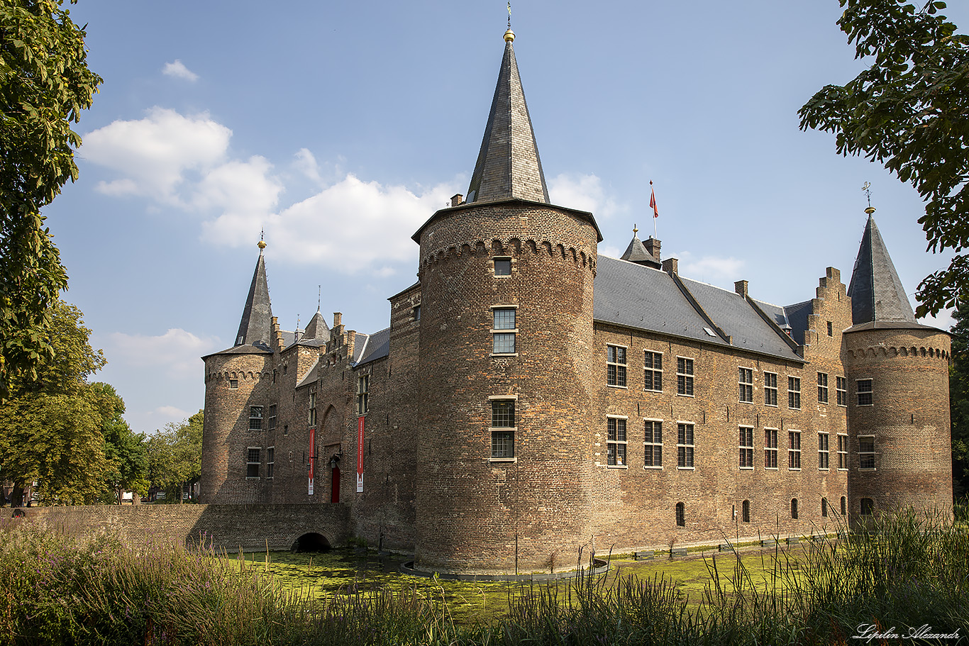 Замок Хелмонд (Castle Helmond) - Хелмонд (Helmond) - Нидерланды (Nederland)