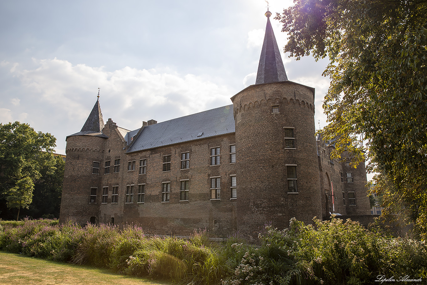 Замок Хелмонд (Castle Helmond) - Хелмонд (Helmond) - Нидерланды (Nederland)