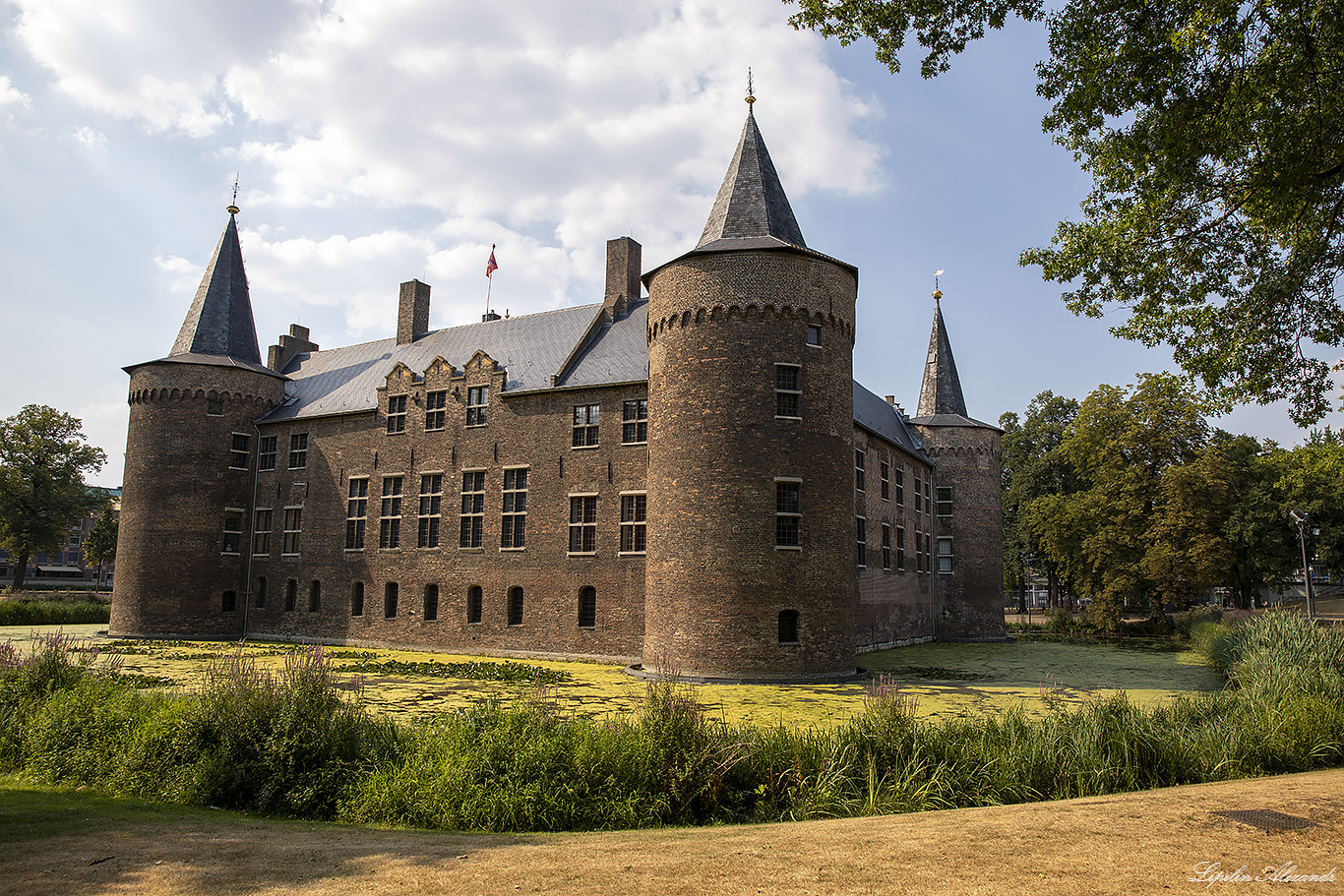 Замок Хелмонд (Castle Helmond) - Хелмонд (Helmond) - Нидерланды (Nederland)