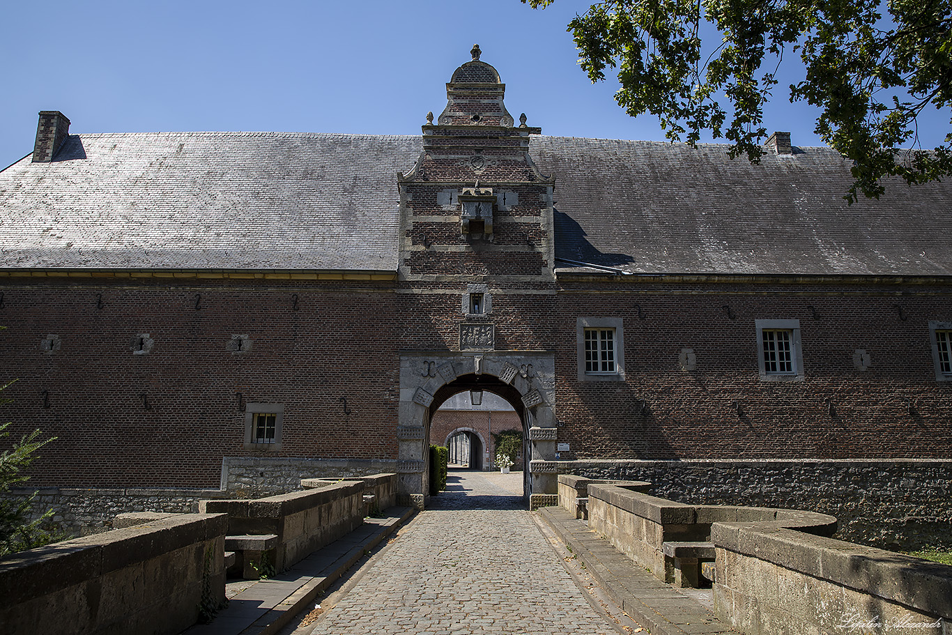 Замок ван Мхир (Kasteel Mheer)  - Мхир (Mheer) - Нидерланды (Nederland)