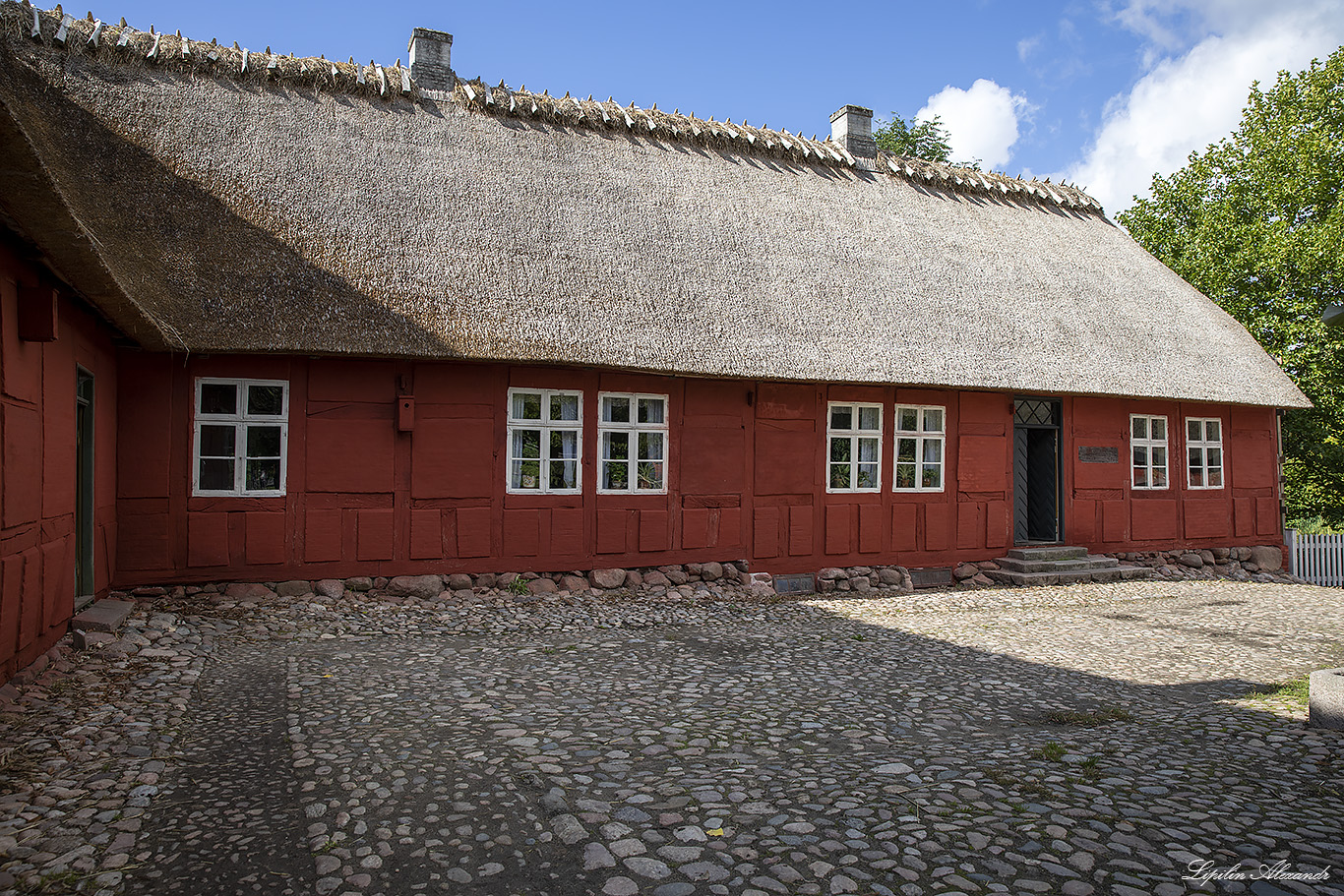 Фюнская деревня (The Funen Village) 