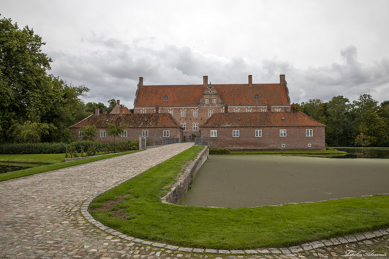 Замок Гюлденстен (Gyldensteen Castle) 