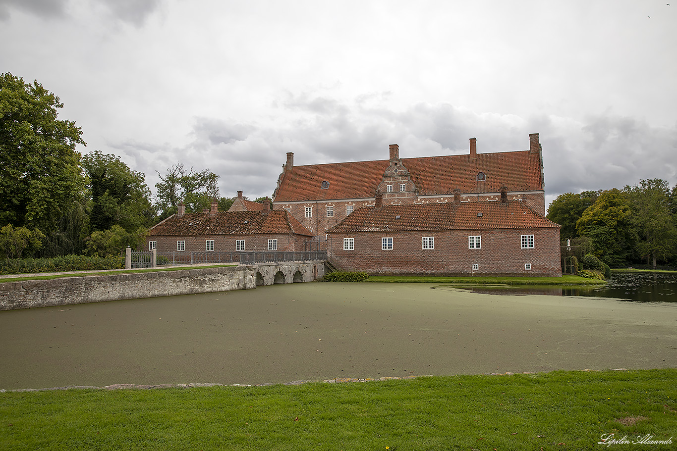 Замок Гюлденстен (Gyldensteen Castle) 