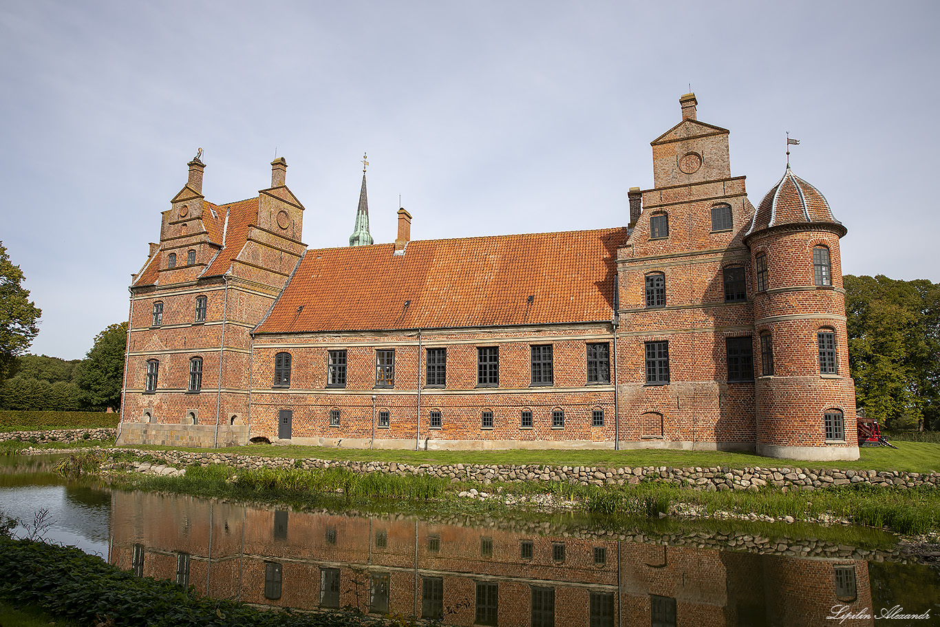Замок Розенхольм ( Rosenholm Slot) 
