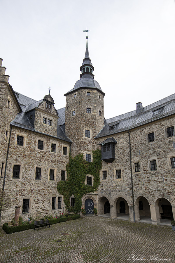 Замок Лауэнштайн (Burg Lauenstein) - Лауэнштайн (Lauenstein) - Германия (Deutschland)