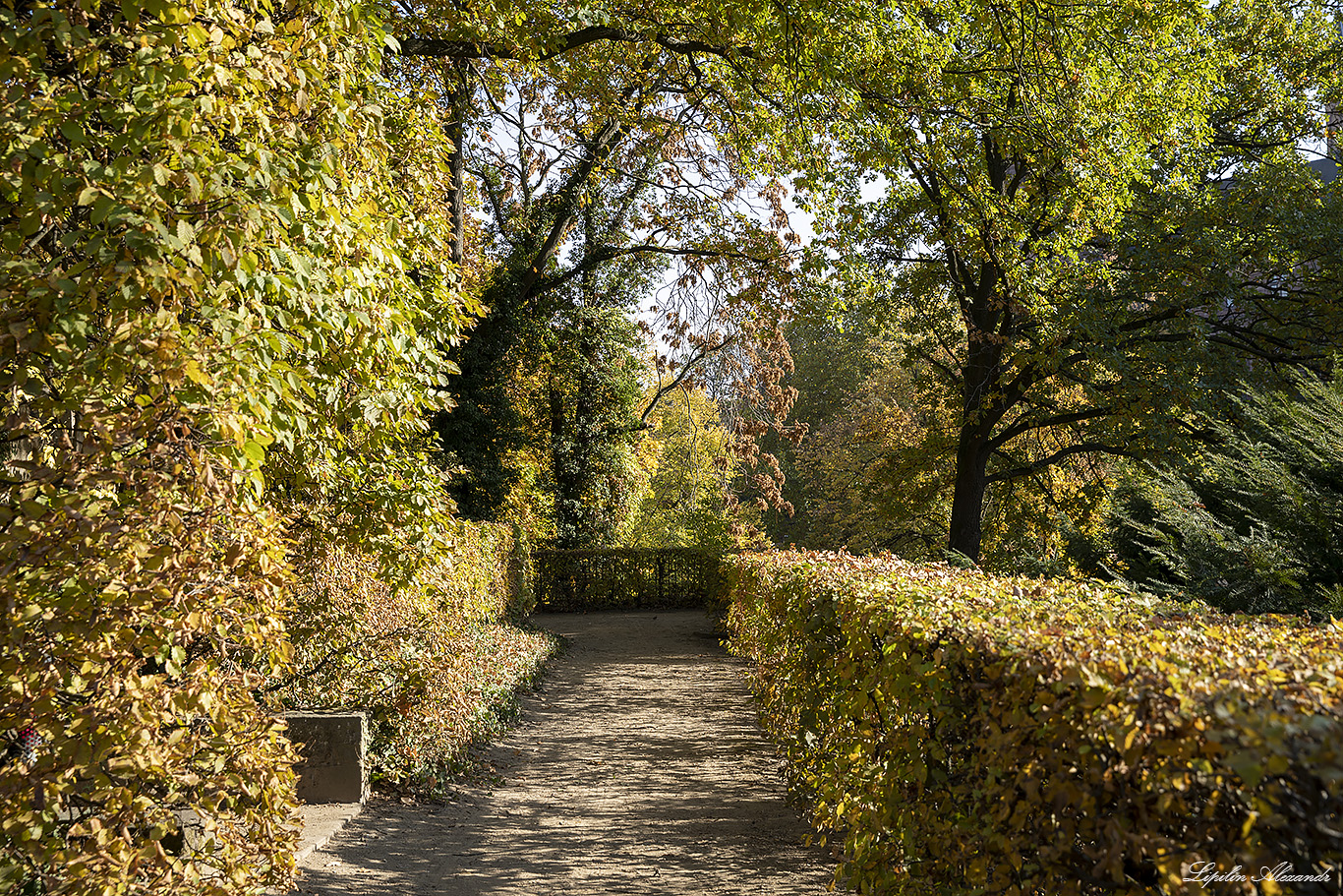 Замок Йоганнесбург (Schloss Johannisburg) - Ашаффенбург (Aschaffenburg) - Германия (Deutschland)