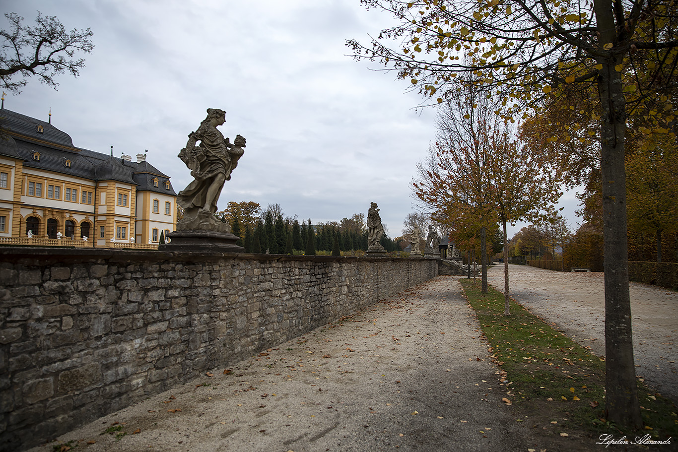 Замок Файтсхёххайм (Schloss Veitshöchheim) - Файтсхёххайм (Veitshöchheim) - Германия (Deutschland)