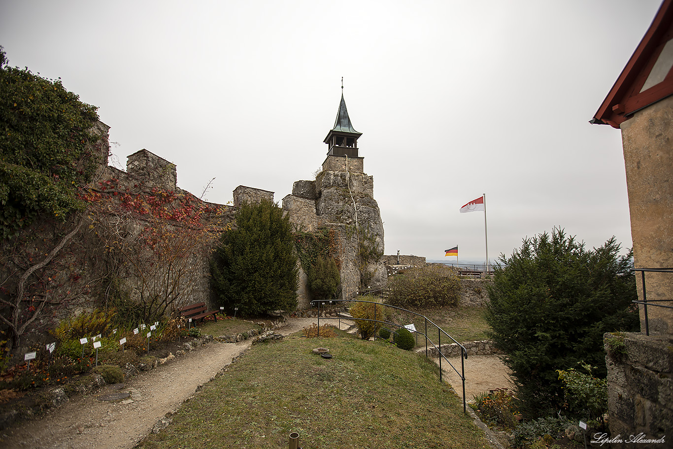 Замок Хоенштайн (Burg Hohenstein)  Хоенштайн (Hohenstein