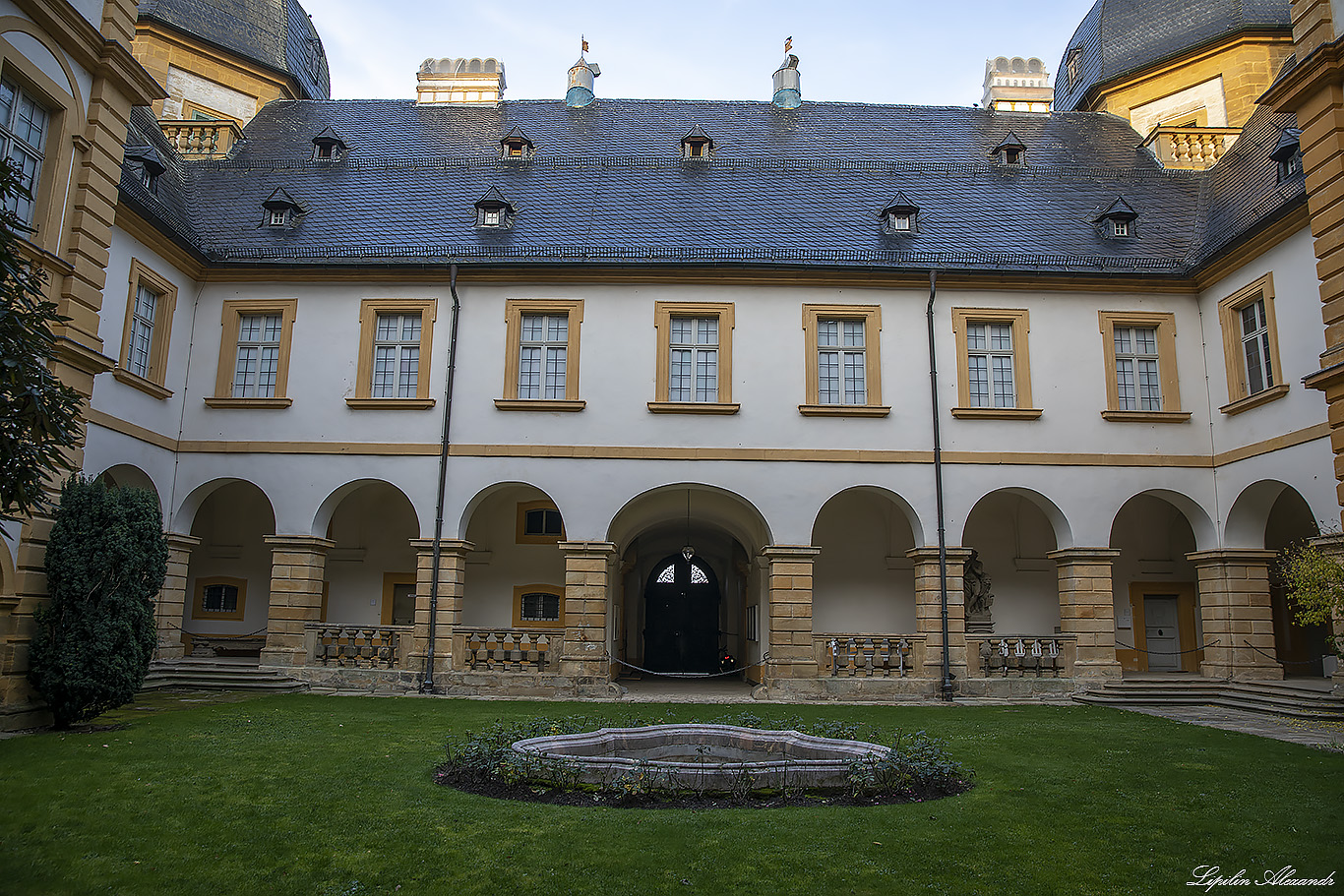 Дворец Зеехоф (Schloss Seehof) Меммельсдорф (Memmelsdorf)