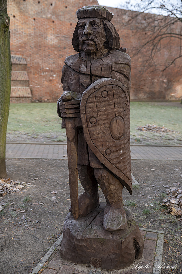 Королевский замок в Ленчица (Zamek Królewski w Łęczycy) - Ленчица (Łęczyca) - Польша (Polska)