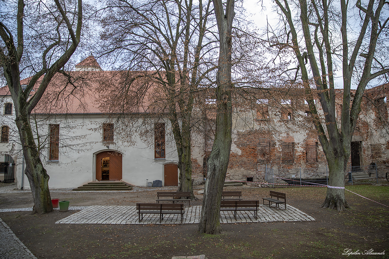 Пястовский Замок (Zamek książąt piastowskich w Krośnie Odrzańskim) - Кросно-Оджаньске (Krosno Odrzańskie) - Польша (Polska)