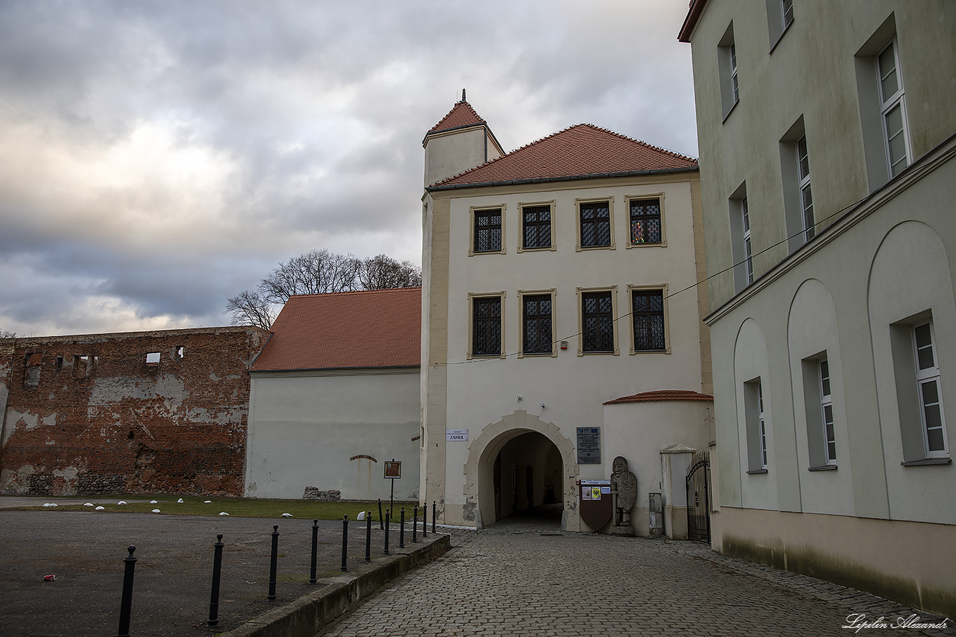 Пястовский Замок (Zamek książąt piastowskich w Krośnie Odrzańskim) - Кросно-Оджаньске (Krosno Odrzańskie) - Польша (Polska)