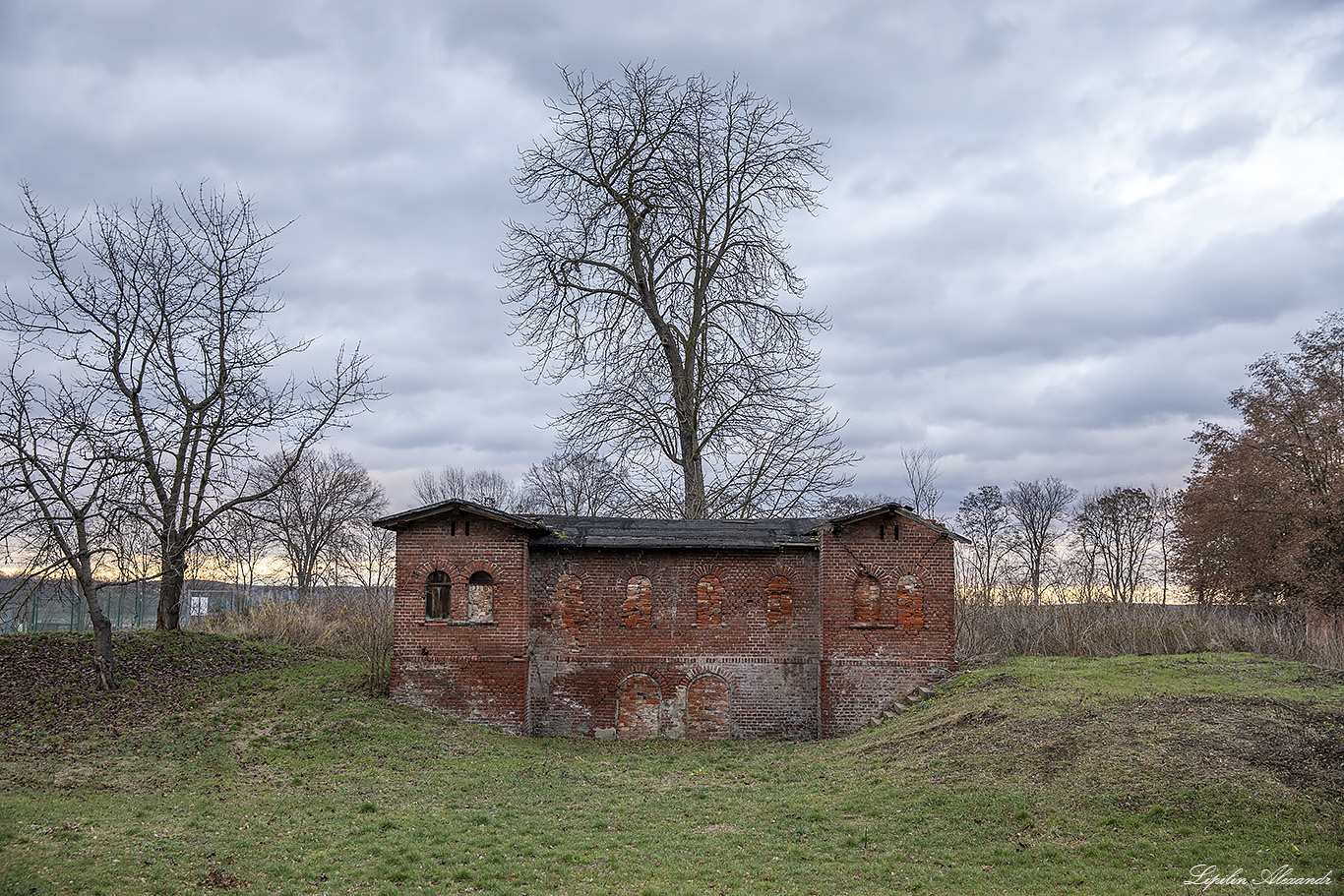 Пястовский Замок (Zamek książąt piastowskich w Krośnie Odrzańskim) - Кросно-Оджаньске (Krosno Odrzańskie) - Польша (Polska)