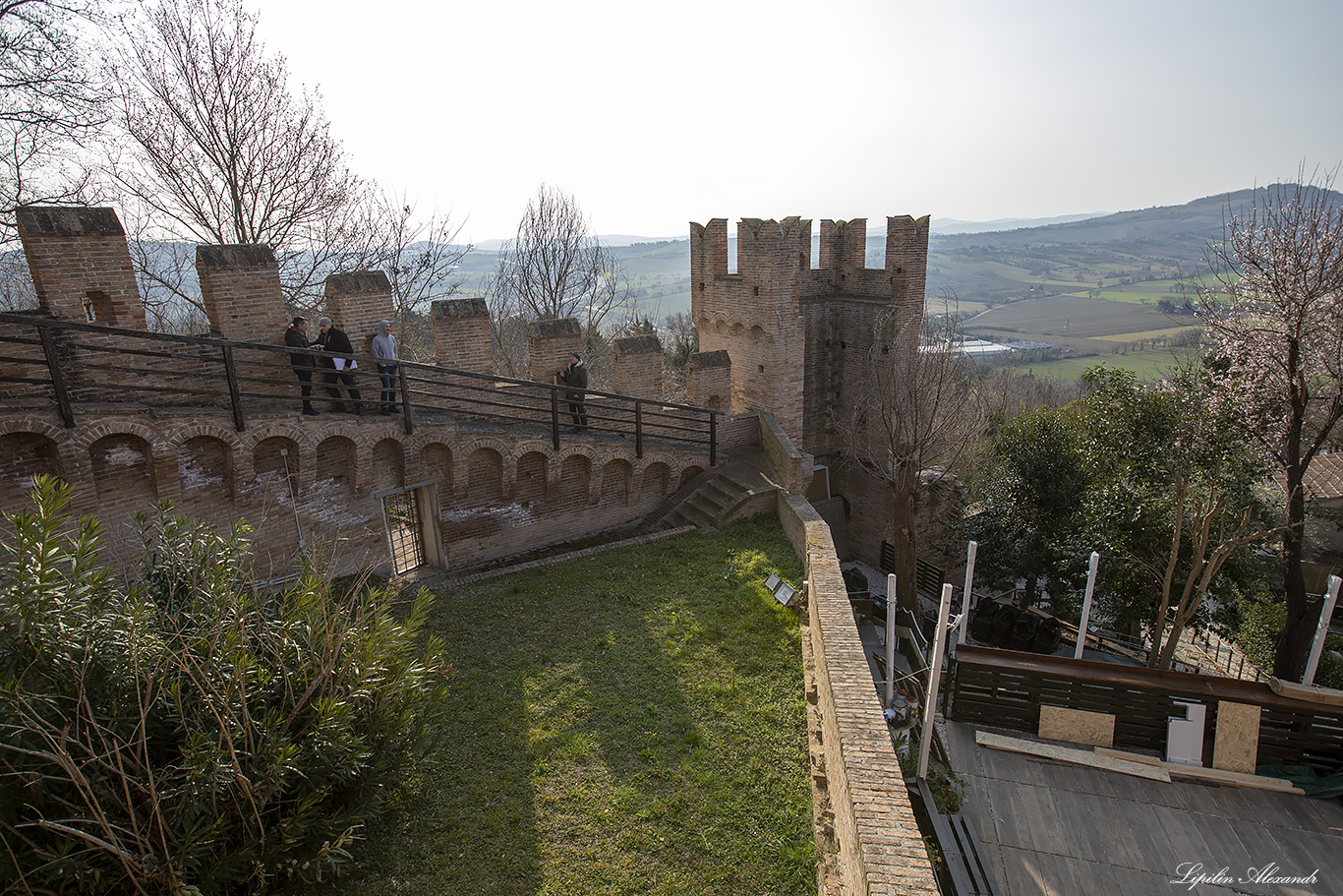 Замок Градара (Castello di Gradara) - Градара (Gradara) - Италия (Italia)