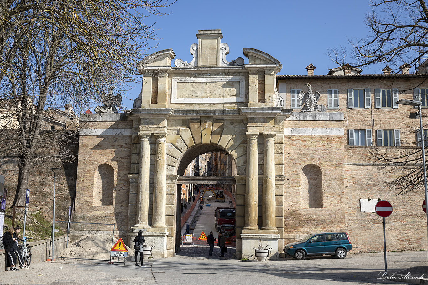 Урбино (Urbino) - Италия (Italia)