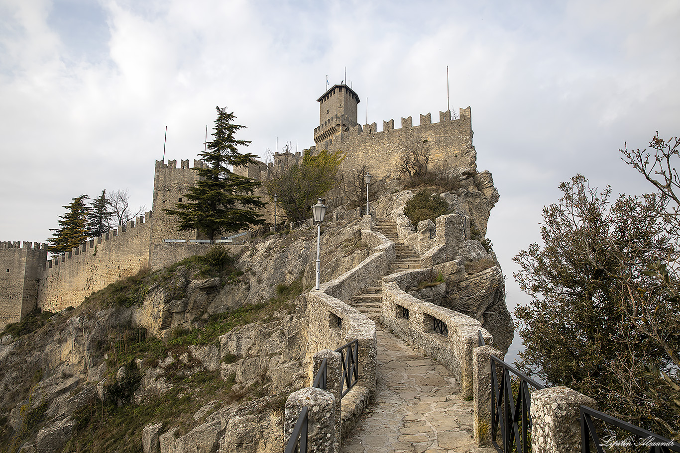 Сан-Марино (San Marino) - Крепость Гуаита (Prima Torre)