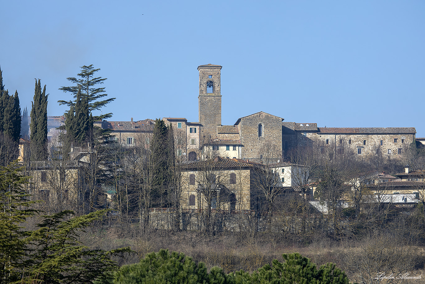 Замок Поппи (Castello di Poppi) - Поппи (Poppi) - Италия (Italia)