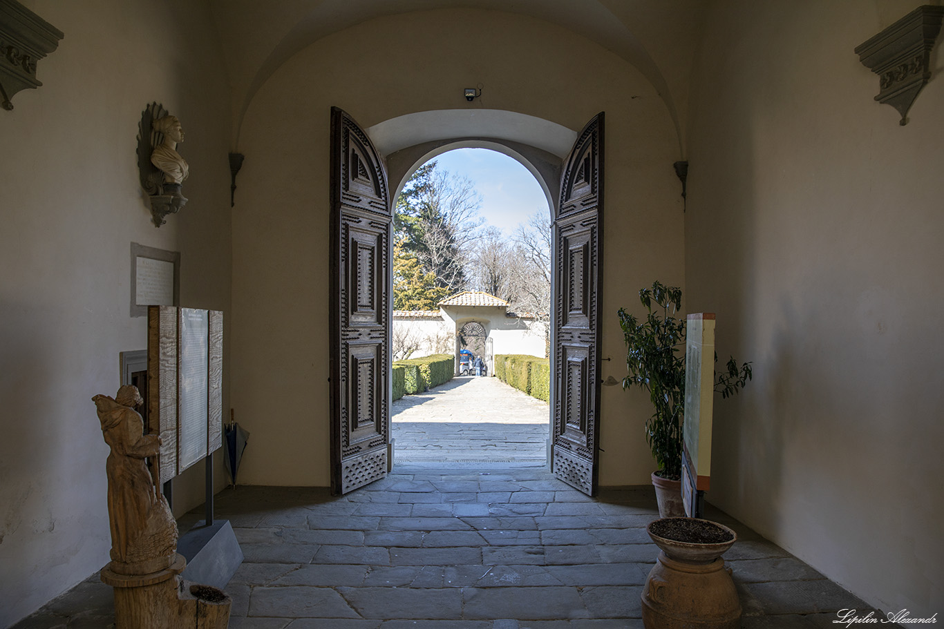 Аббатство Валломброза (Vallombrosa Abbey) Италия (Italia)