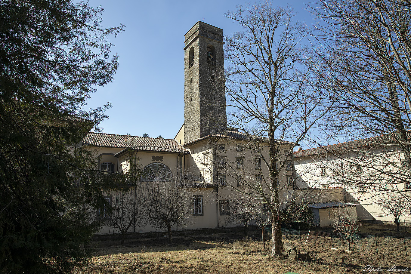 Аббатство Валломброза (Vallombrosa Abbey) Италия (Italia)