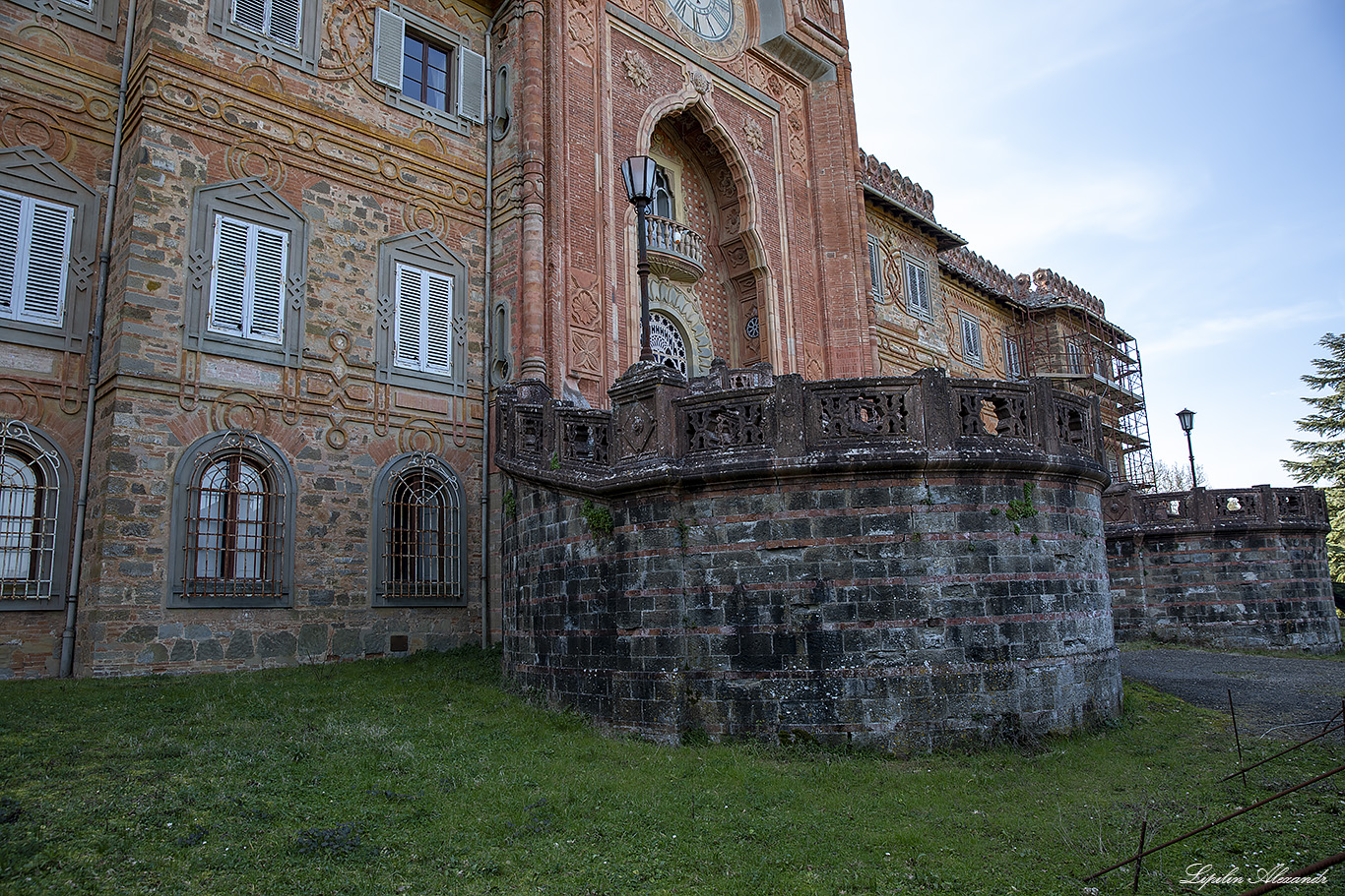 Замок Саммеццано (Castello di Sammezzano)  Италия (Italia)