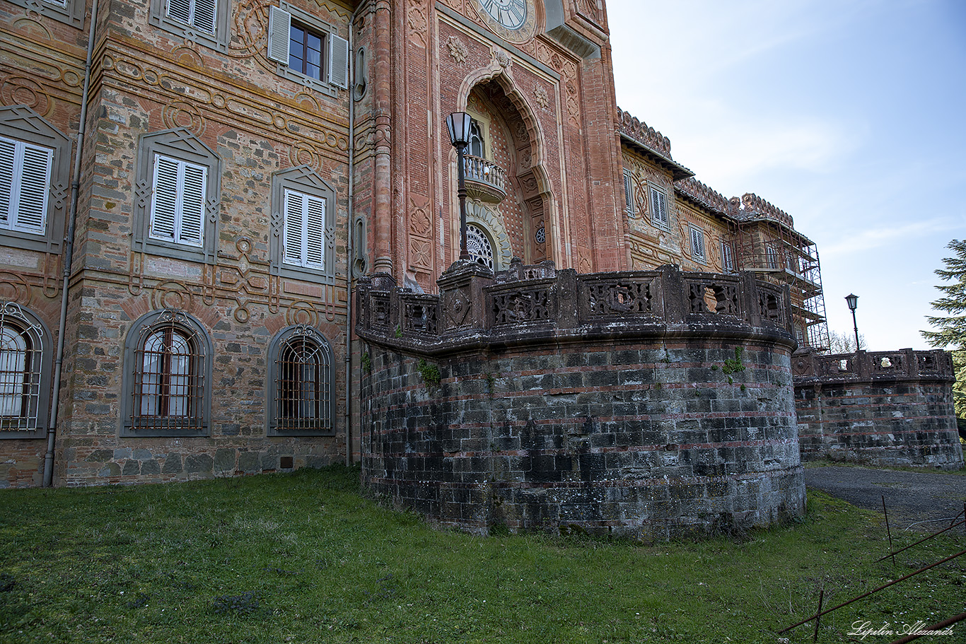 Замок Саммеццано (Castello di Sammezzano)  Италия (Italia)