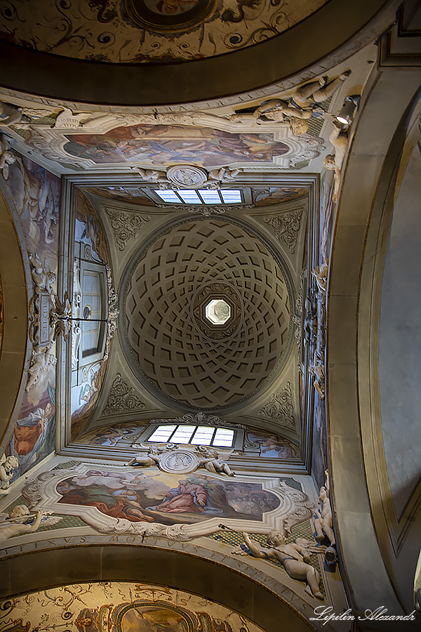 Аббатство Святого Михаила Архангела ( Abbazia di San Michele Arcangelo) - Бадия-а-Пассиньяно (Badia A Passignano) - Италия (Italia)