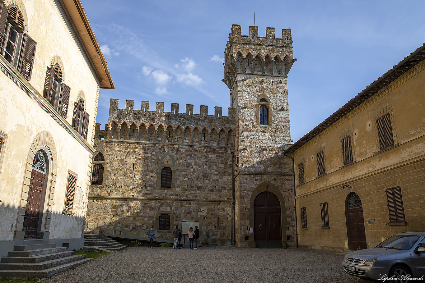 Аббатство Святого Михаила Архангела ( Abbazia di San Michele Arcangelo) - Бадия-а-Пассиньяно (Badia A Passignano) - Италия (Italia)