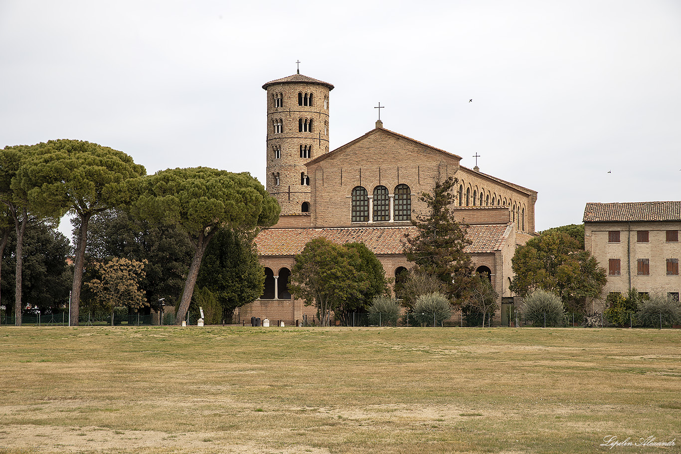 Сант - Аполлинаре - ин – Классе (Basilica di Sant'Apollinare in Classe) - Равенна (Ravenna) - Италия (Italia)