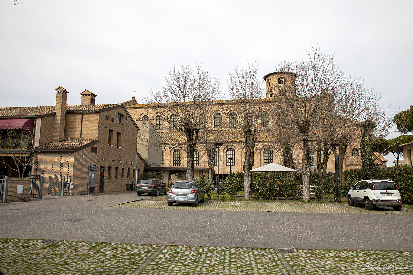 Сант - Аполлинаре - ин – Классе (Basilica di Sant'Apollinare in Classe) - Равенна (Ravenna) - Италия (Italia)