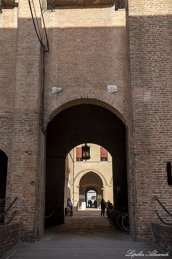 Замок Святого Михаила (Castello di San Michele) - Феррара (Ferrara) - Италия (Italia)