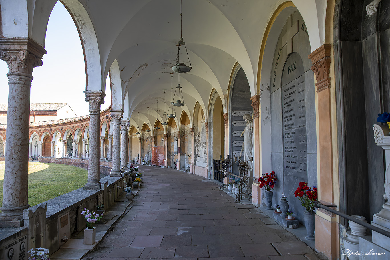 Церковь Сан-Кристофоро алла Чертоза (Chiesa di San Cristoforo alla Certosa) - Феррара (Ferrara) - Италия (Italia)