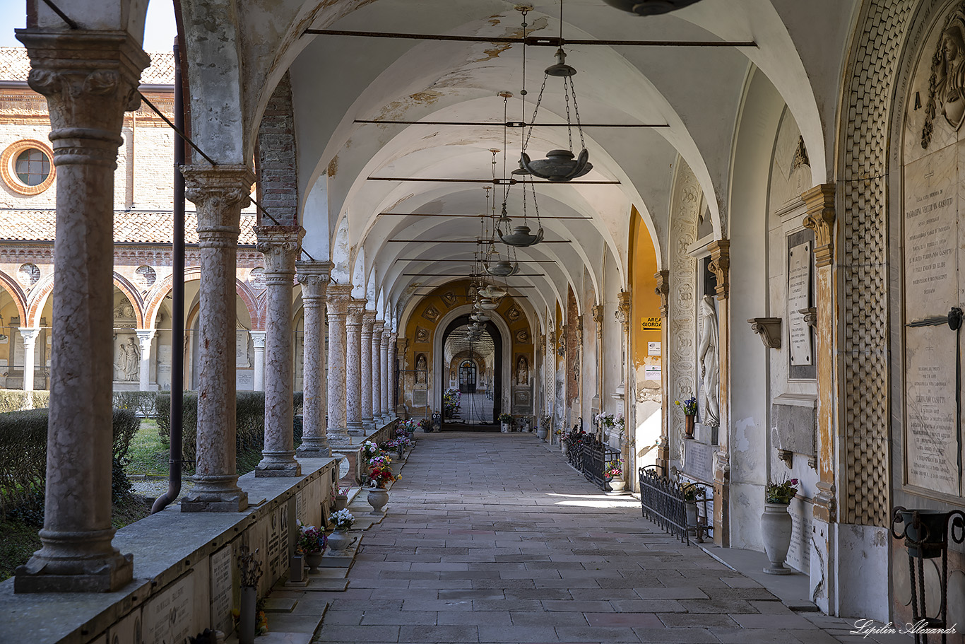 Церковь Сан-Кристофоро алла Чертоза (Chiesa di San Cristoforo alla Certosa) - Феррара (Ferrara) - Италия (Italia)