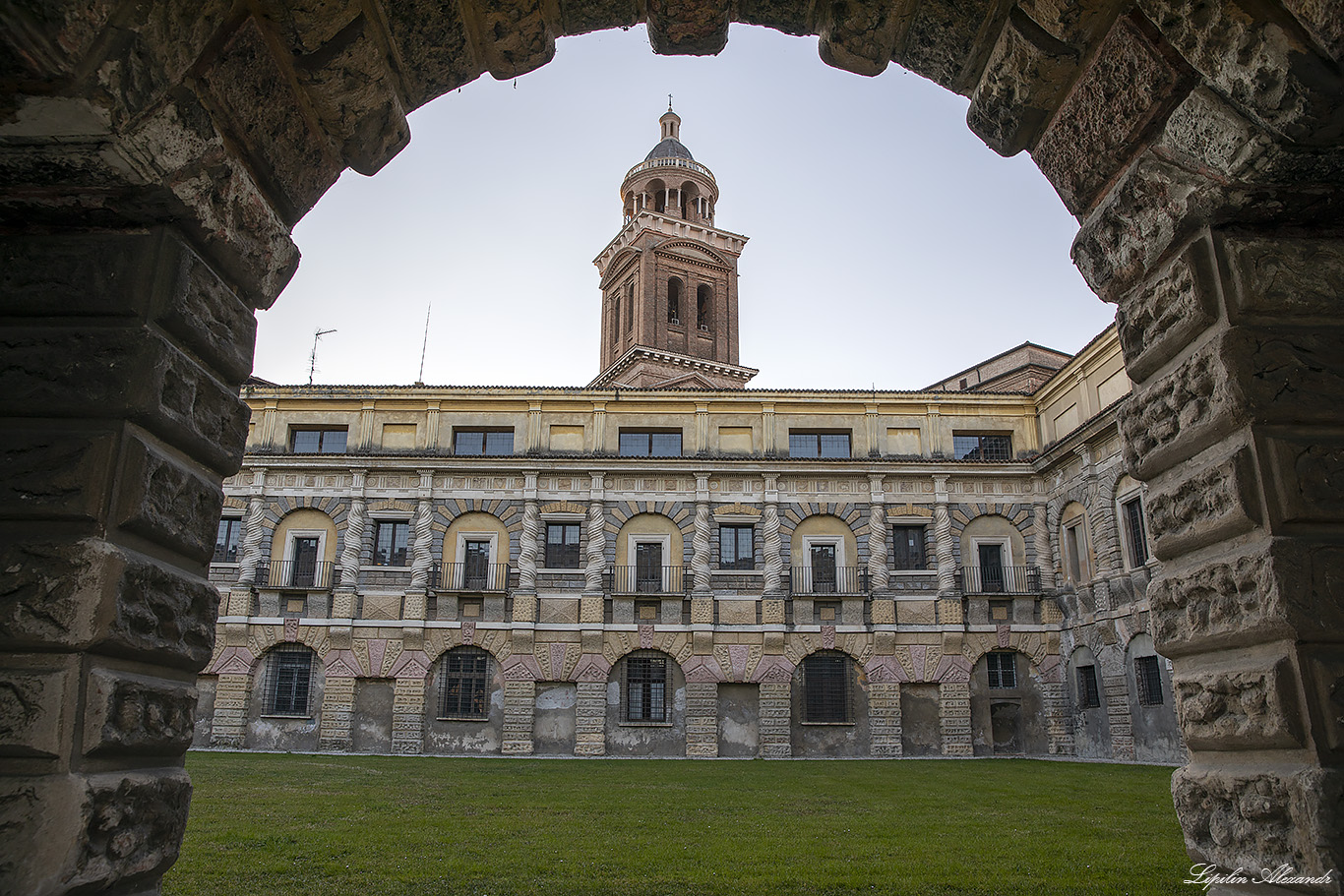 Замок Святого Георгия (Castello di San Giorgio)