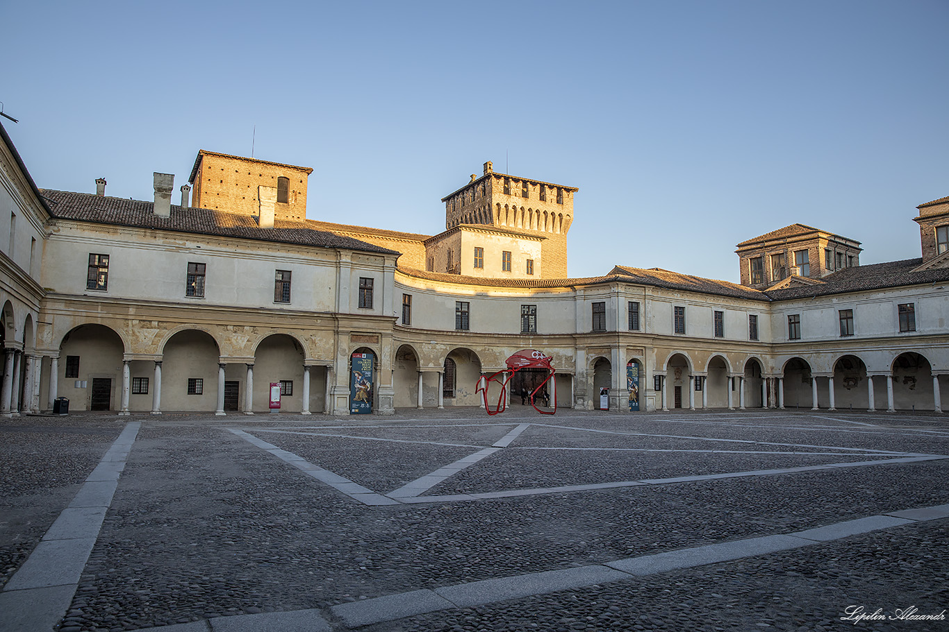 Замок Святого Георгия (Castello di San Giorgio)