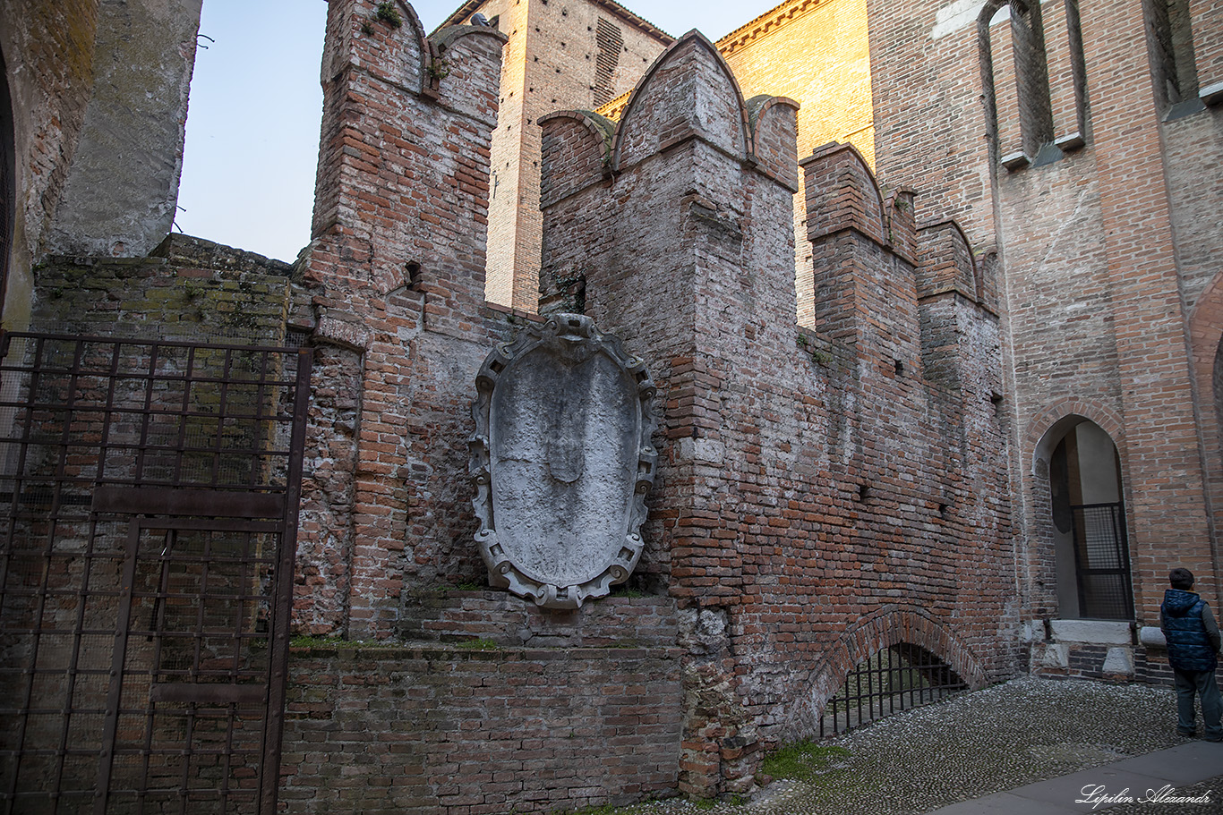 Замок Святого Георгия (Castello di San Giorgio)