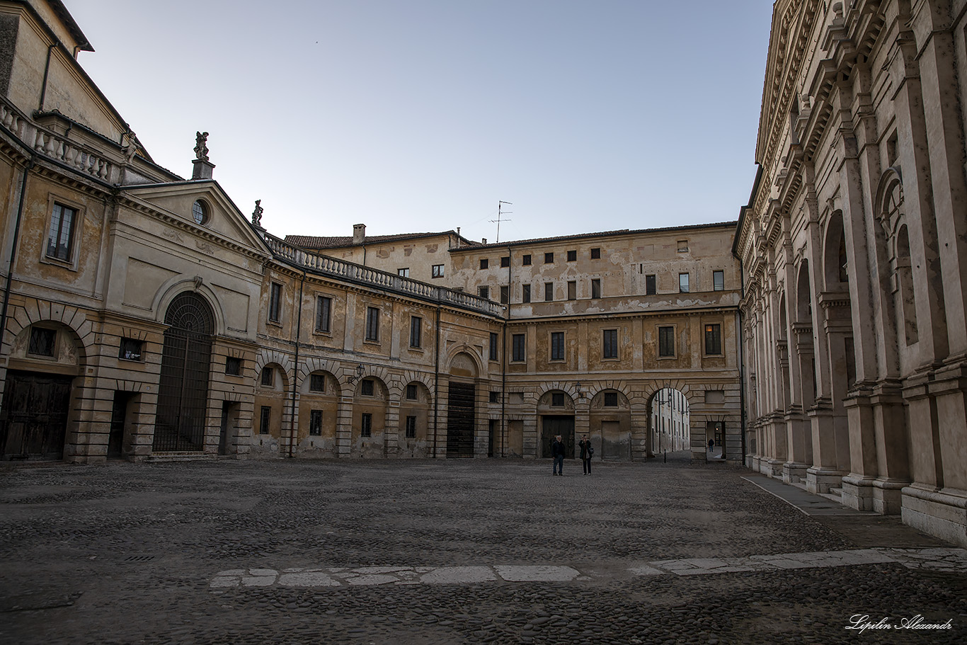 Замок Святого Георгия (Castello di San Giorgio)