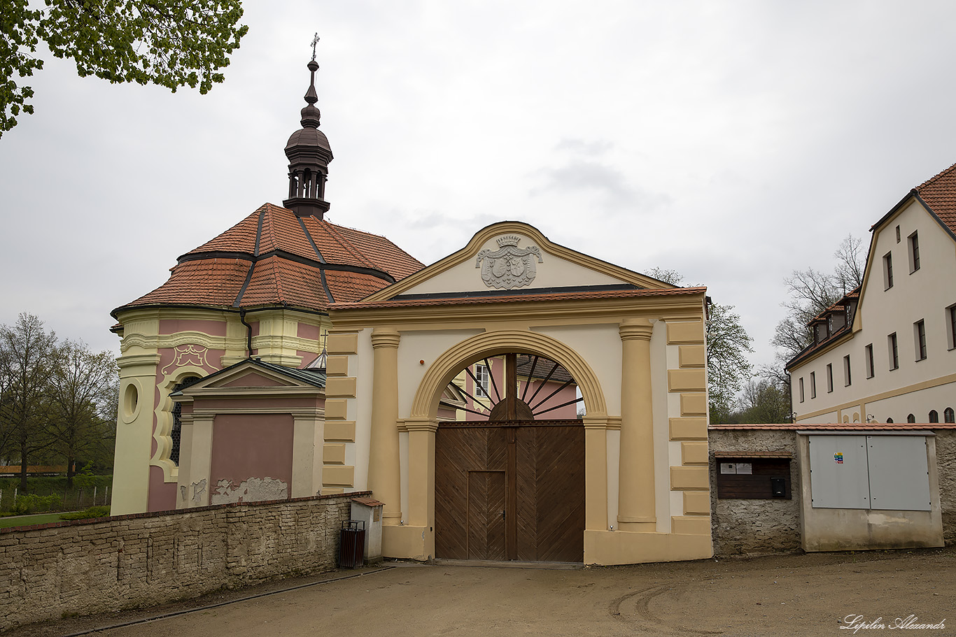 Замок Митровиц (Zámek Mitrowicz)  - Тин-над-Влтавоу (Koloděje nad Lužnicí) - Чехия (Czech Republic)