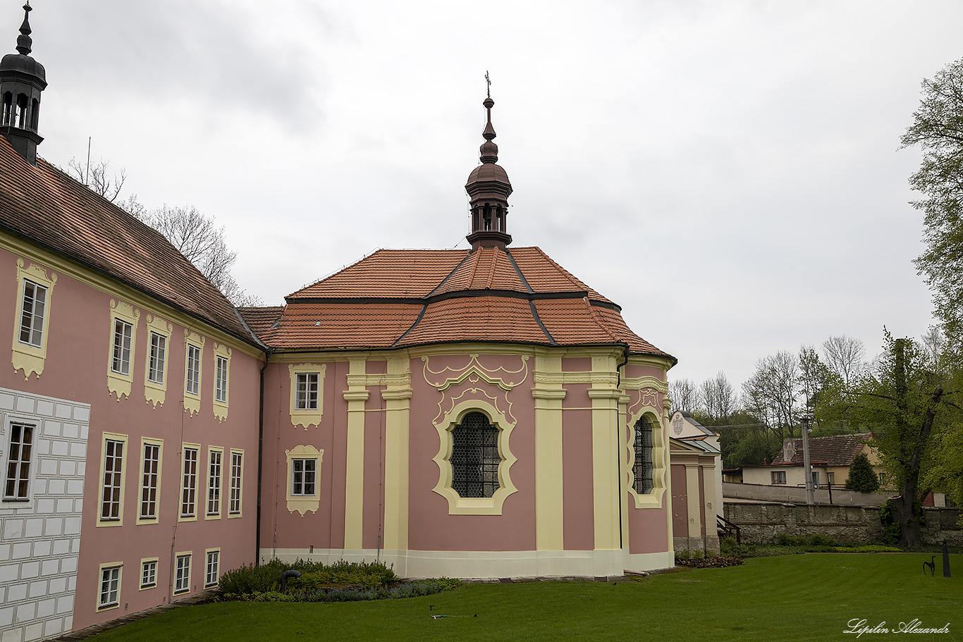 Замок Митровиц (Zámek Mitrowicz)  - Тин-над-Влтавоу (Koloděje nad Lužnicí) - Чехия (Czech Republic)