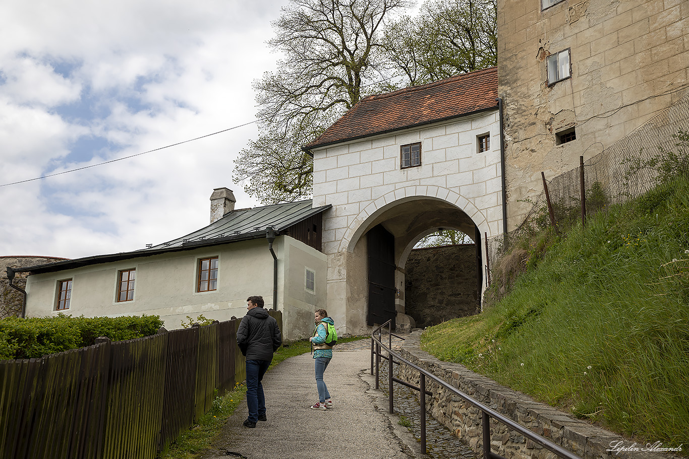 Замок Рожмберк (Hrad Rožmberk)