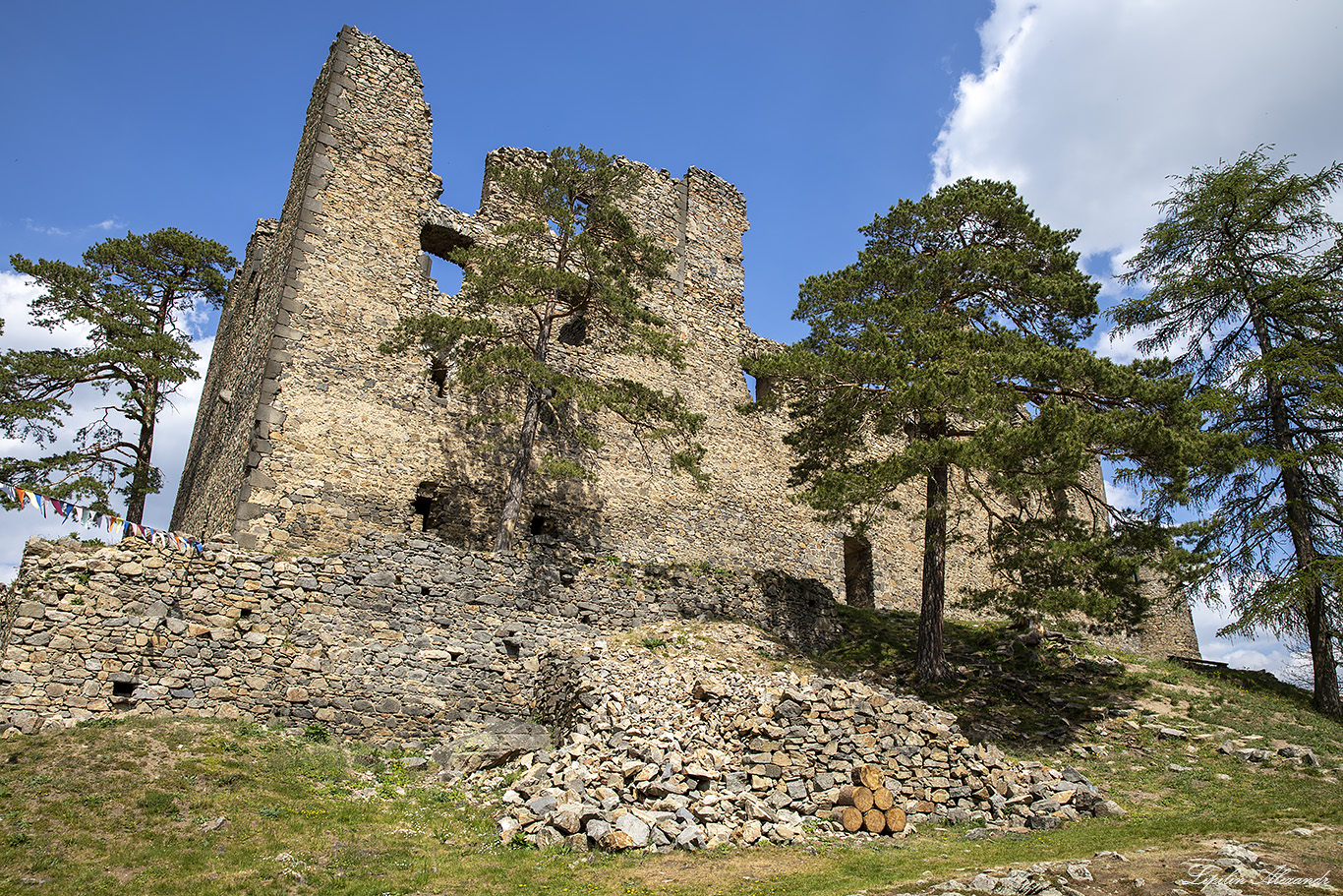 Замок Гелфенбурк (Hrad Helfenburk u Bavorova)