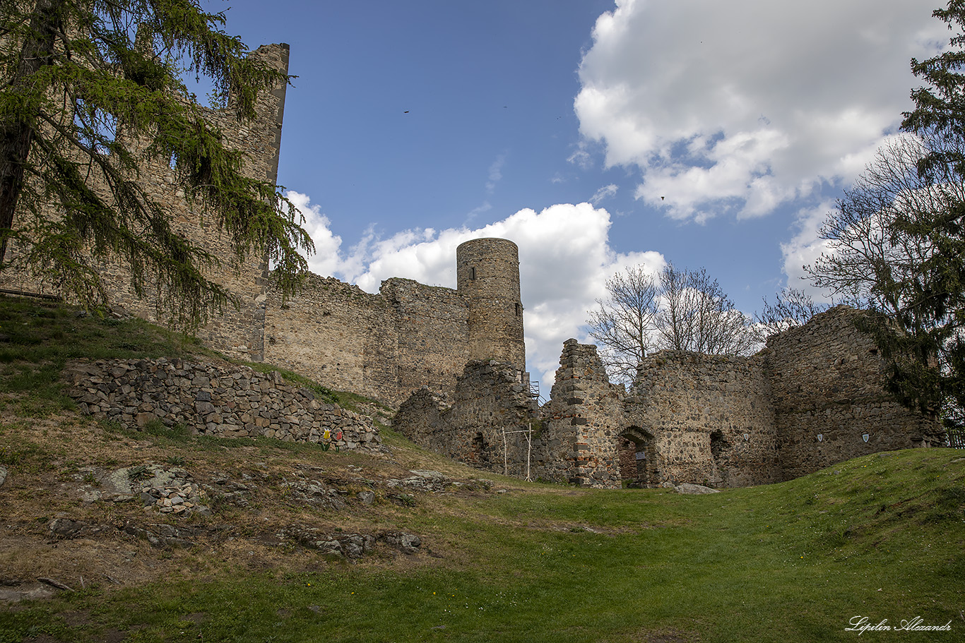 Замок Гелфенбурк (Hrad Helfenburk u Bavorova)