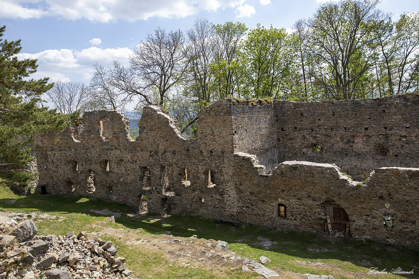 Замок Гелфенбурк (Hrad Helfenburk u Bavorova)